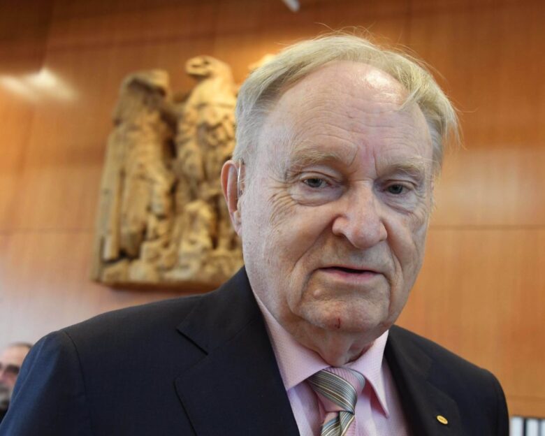 Λούντβιχ Μινέλι: Πέθανε με υποβοηθούμενη αυτοκτονία ο ιδρυτής της Dignitas, ο άνθρωπος που νομιμοποίησε την πρακτική στην Ελβετία