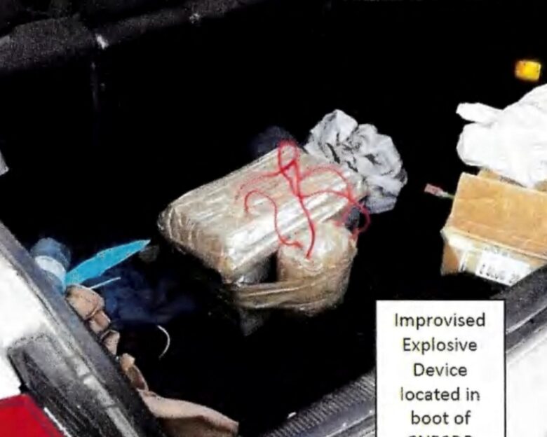 Το πορτπαγκάζ των δραστών με τα όπλα