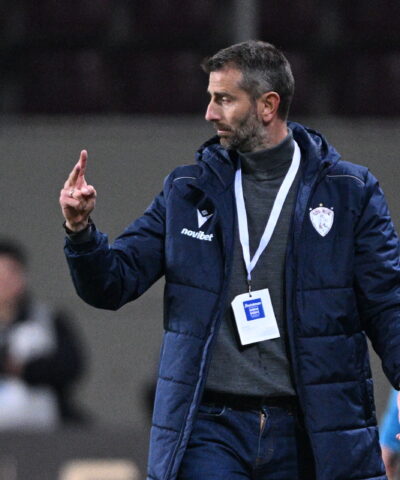 Στέλιος Μαλεζάς