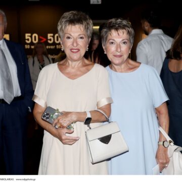 Ιωάννα και Χριστίνα Μάνδρου