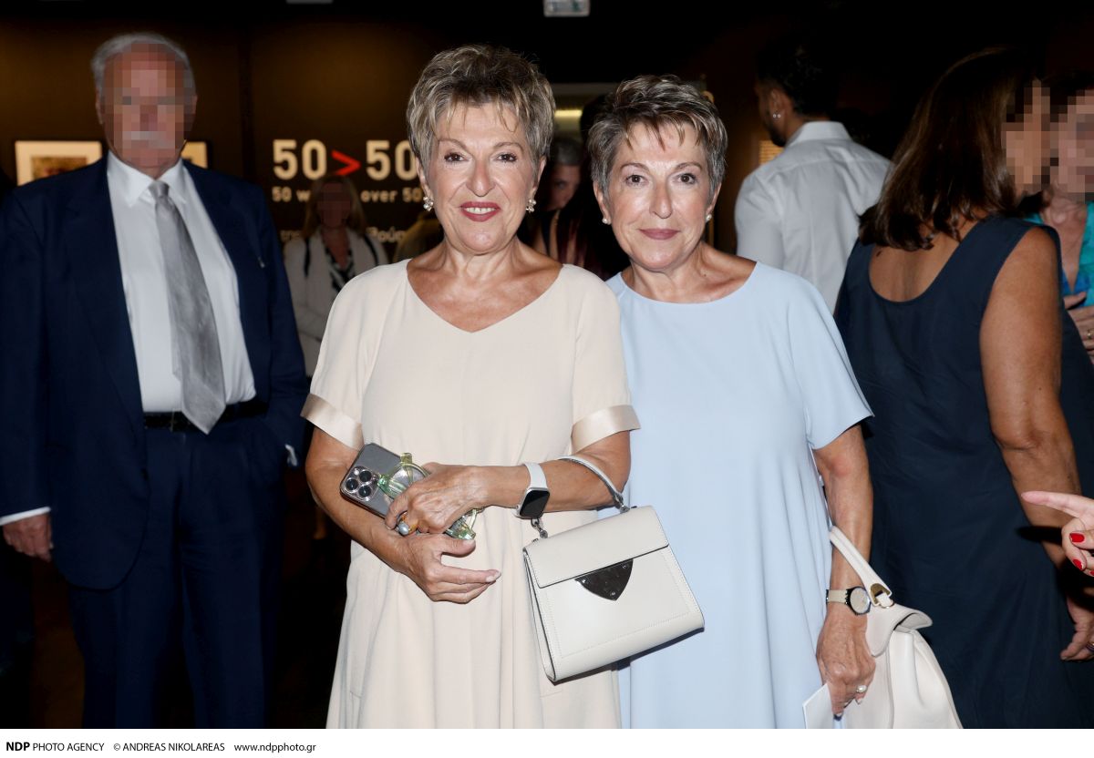 Ιωάννα και Χριστίνα Μάνδρου