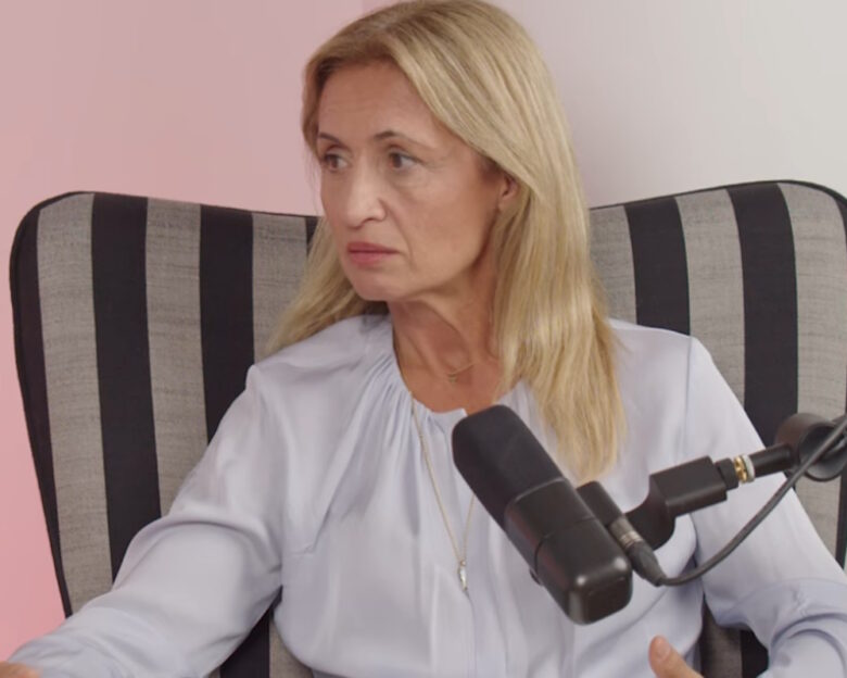 Μαρία Πολύζου: «Όταν ο πατέρας σου σε κακοποιεί δεν ξέρεις που βαδίζεις, προσευχόμουν στον Θεό να με πάρει κοντά του»