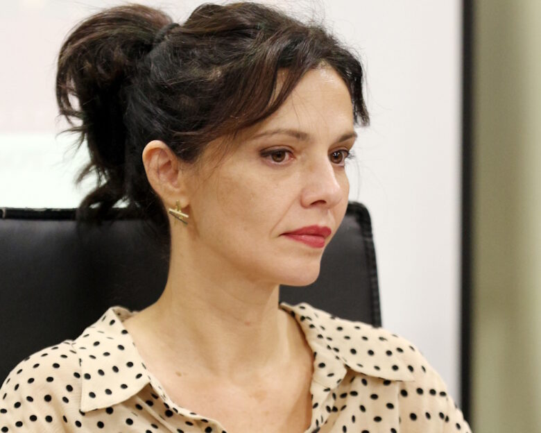 Μαριλίτα Λαμπροπούλου: «Υπάρχει ηλικιακός ρατσισμός, δεν θα ήθελα να καλύψω τη σοφία μου λειαίνοντας κάθε ρυτίδα»