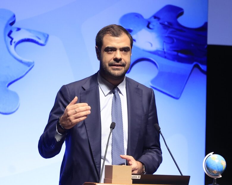 Μαρινάκης: Το «rebranding» του Τσίπρα κατέληξε το πιο σύντομο ανέκδοτο