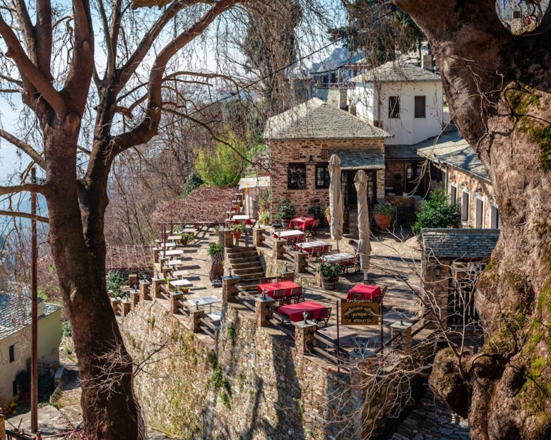 Χριστούγεννα στο Πήλιο και τον Βόλο: Οι καλύτερες επιλογές για διαμονή και φαγητό