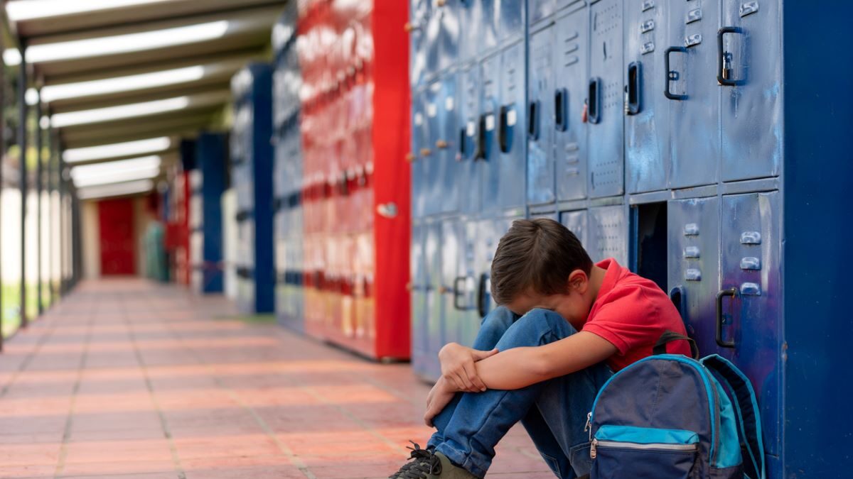 Μαθητής που έχει δεχτεί bullying