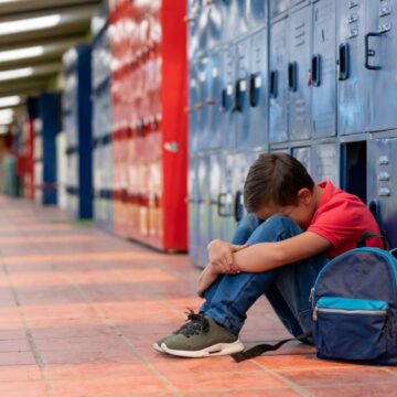 Μαθητής που έχει δεχτεί bullying