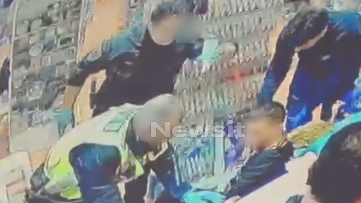 Πρώτες βοήθειες σε άνδρα