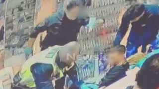 Πρώτες βοήθειες σε άνδρα