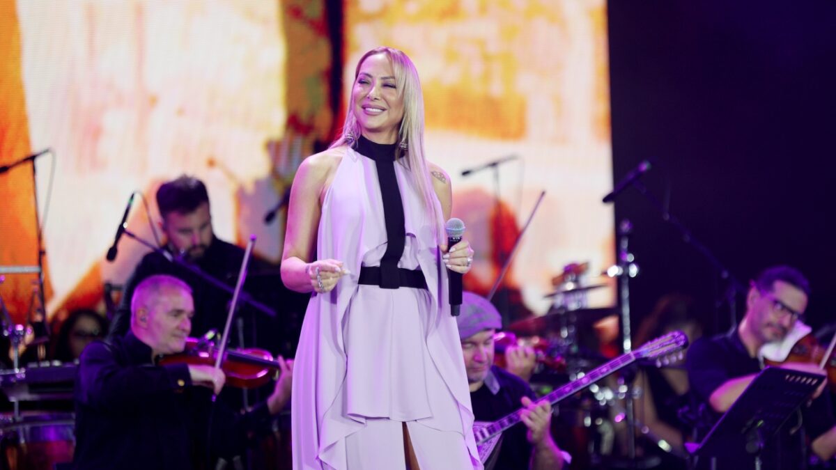 Μελίνα Ασλανίδου