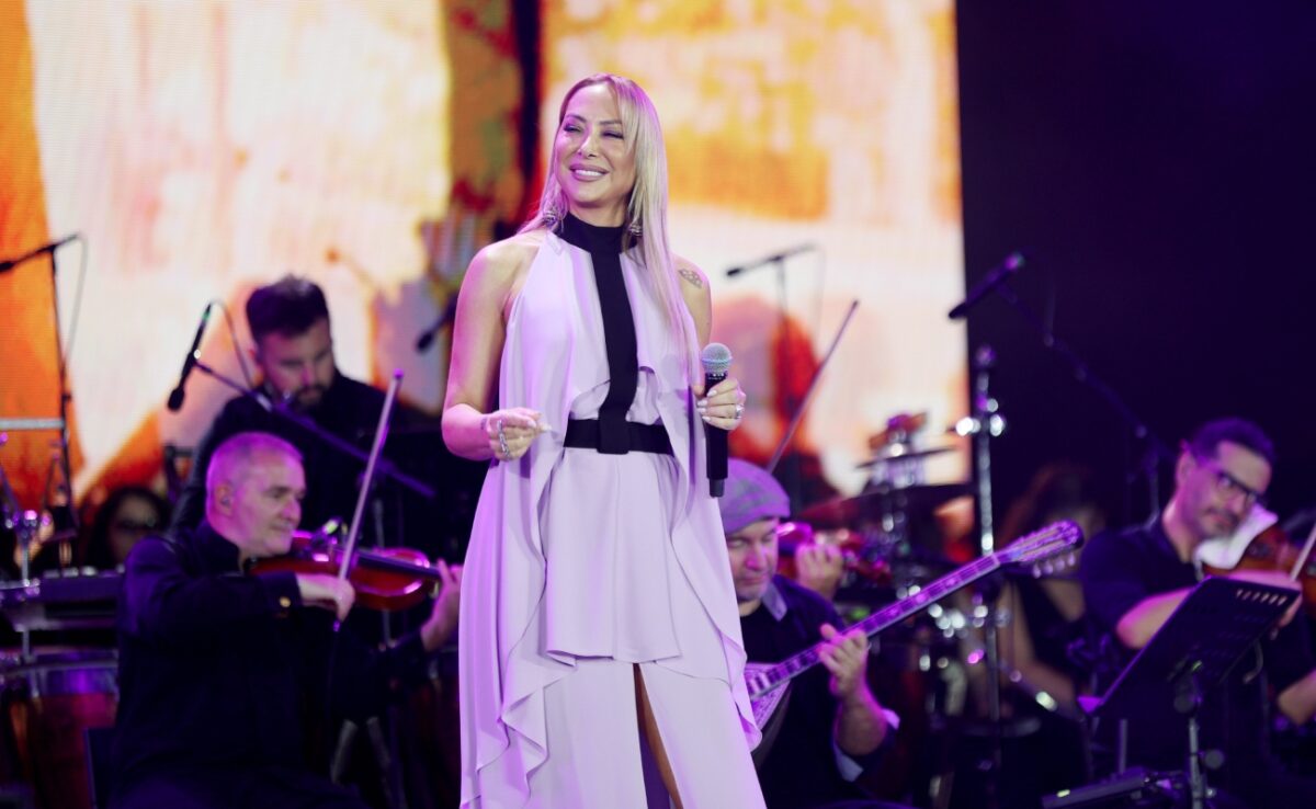 Μελίνα Ασλανίδου