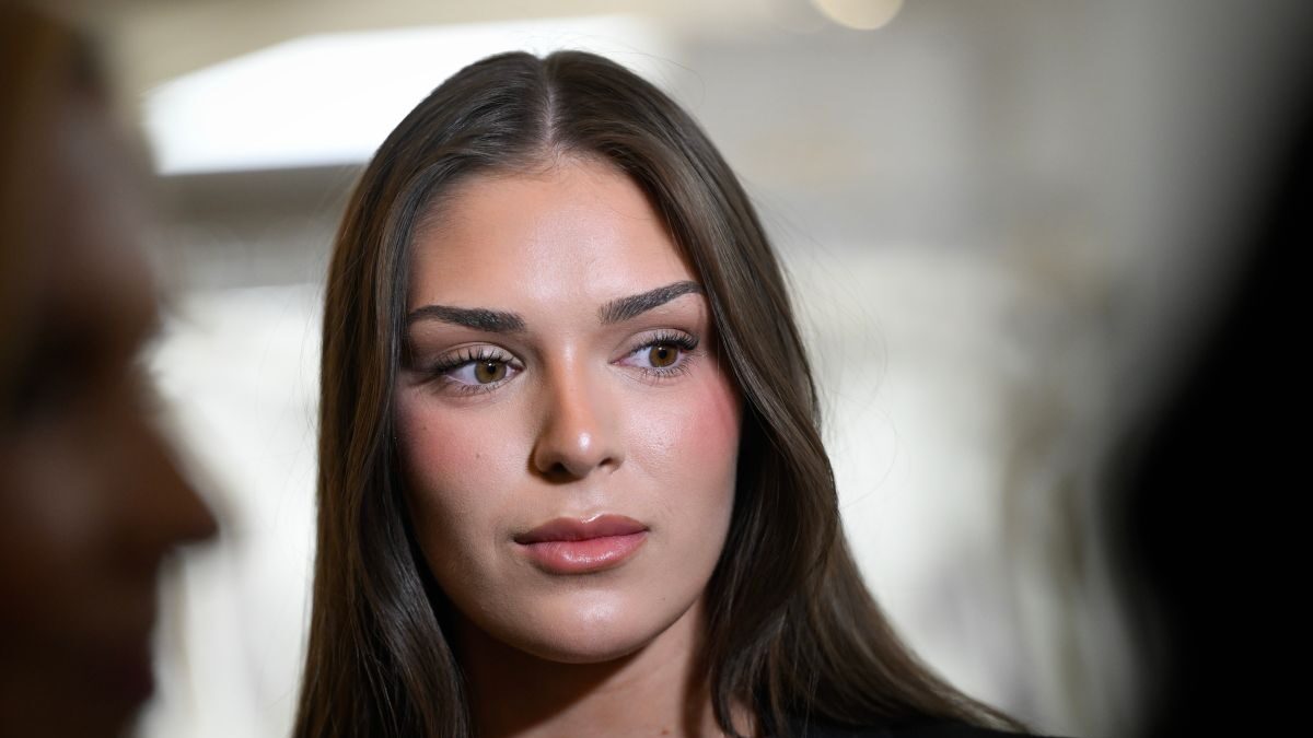 Η πρώην Μις Φινλανδία Sarah Dzafce