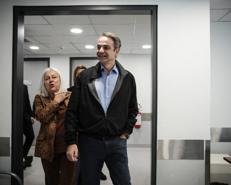 Κυριάκος Μητσοτάκης στο ΚΥ Μαρκόπουλου: Υλοποιείται το μεγαλύτερο πρόγραμμα αναβάθμισης κτιρίων του ΕΣΥ