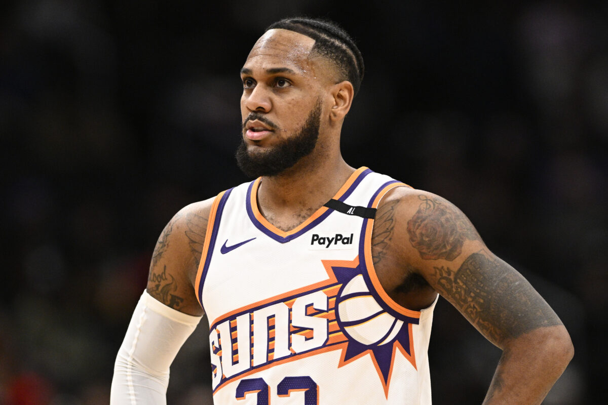 Ο Μόντε Μόρις με τη φανέλα των Σανς