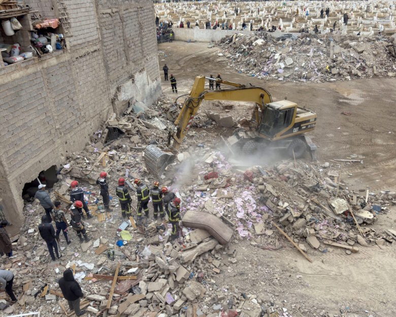 Μαρόκο: Δύο κτίρια κατέρρευσαν στην πόλη Φεζ – Εικόνες καταστροφής με δεκάδες νεκρούς και τραυματίες