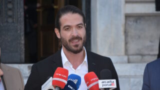 Άρης Μουγκοπέτρος