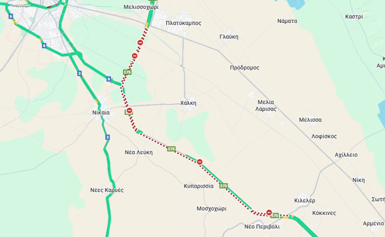 Το μπλόκο των αγροτών στην ΠΑΘΕ στη Νίκαια της Λάρισας