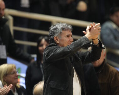 Μυστακίδης