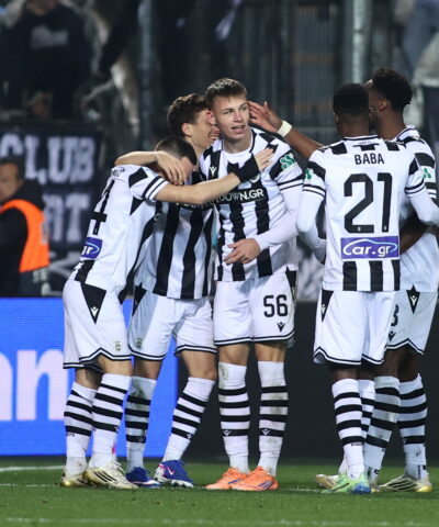 Ο Μύθου πανηγυρίζει το γκολ του στην Τούμπα (ΡΑΦΑΗΛ ΓΕΩΡΓΙΑΔΗΣ