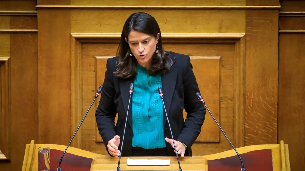 Η Υπουργός Εργασίας και Κοινωνικής Ασφάλισης, Νίκη Κεραμέως