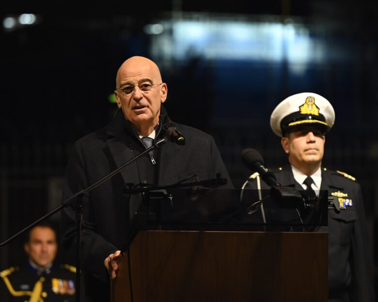 Ο Νίκος Δένδιας παρακολούθησε άσκηση με βολή τορπίλης νέου τύπου «SeaHake mod4»