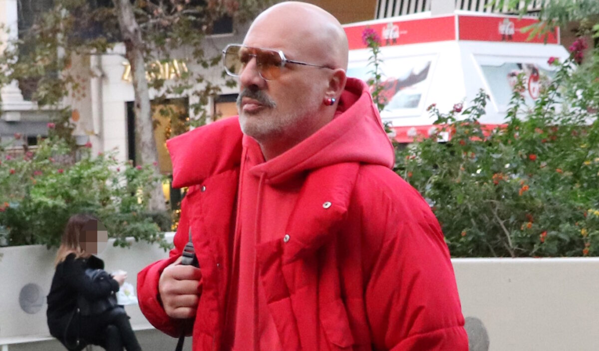 Nίκος Μουτσινάς