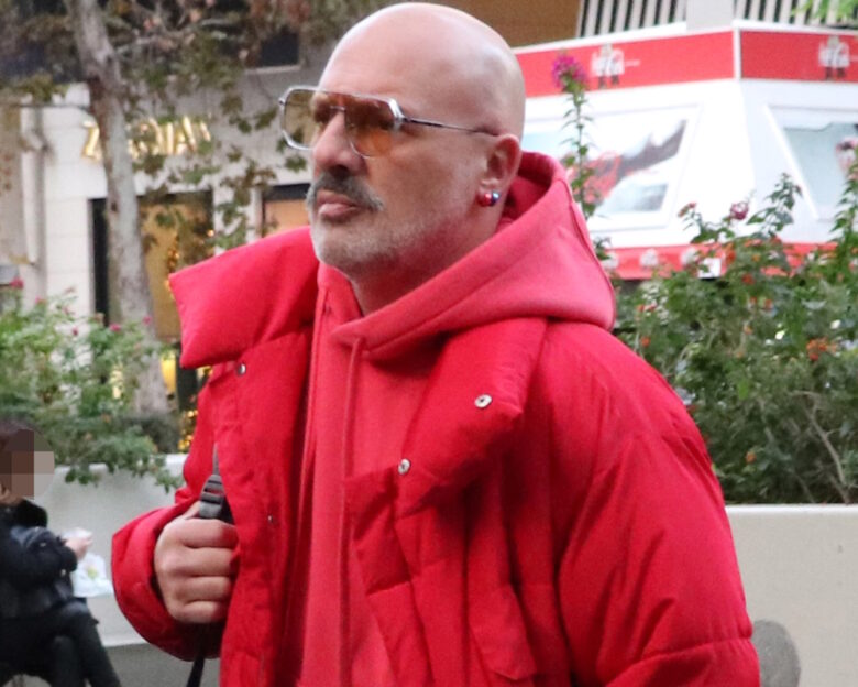 Νίκος Μουτσινάς: «Τέσσερα χρόνια έψαχνα τρόπους να δημιουργήσω μια μονογονεϊκή οικογένεια, το κράτος δε βοήθησε»