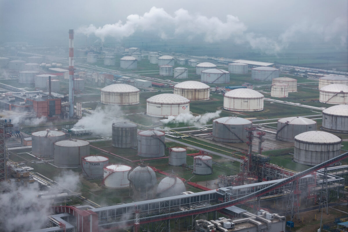 Διυλιστήριο πετρελαίου NIS στο Πάντσεβο της Σερβίας