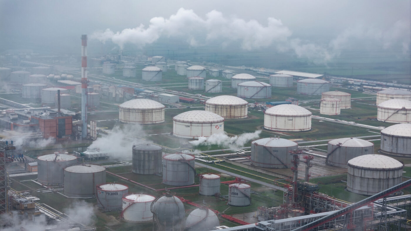 Διυλιστήριο πετρελαίου NIS στο Πάντσεβο της Σερβίας