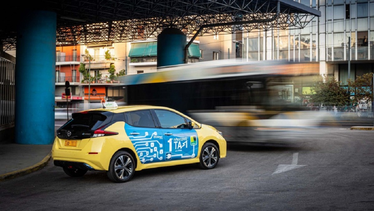 nissan-leaf-taxi