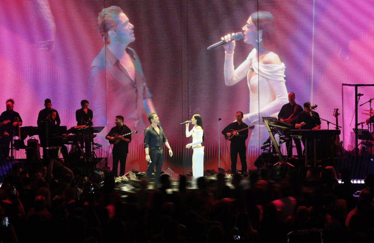 Νίκος Οικονομόπουλος