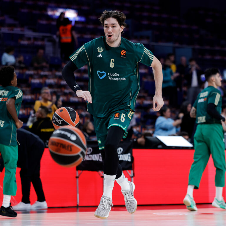 Ο Οσμάν σε προθέρμανση του Παναθηναϊκού (EUROKINISSI)