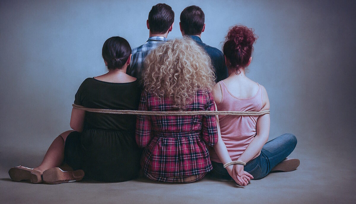 Η θρυλική σειρά επιστρέφει στο MEGA