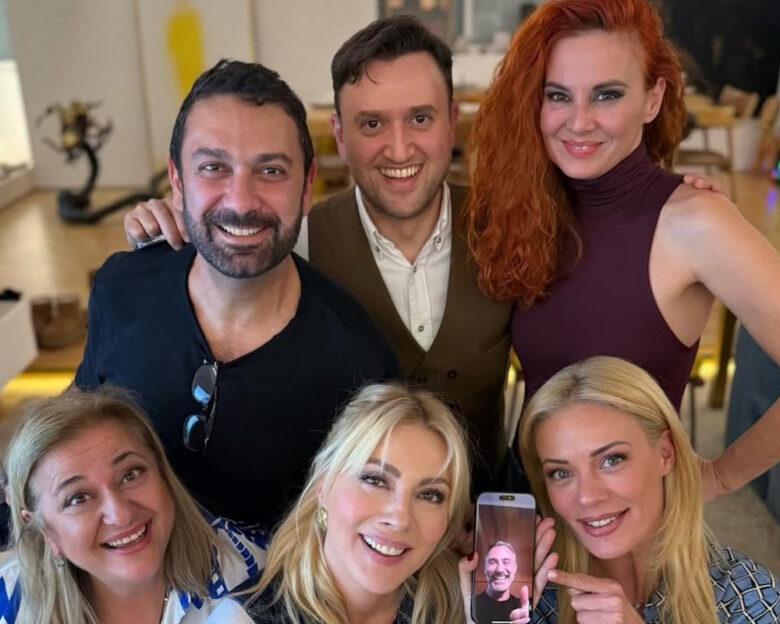 Οι πρωταγωνιστές της σειράς «Στο Πάρα Πέντε»