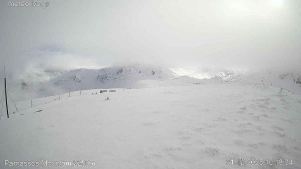Ο χιονισμένος Παρνασσός