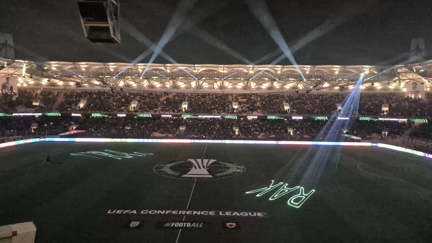 paroysiasi-omadon-aek-craiova