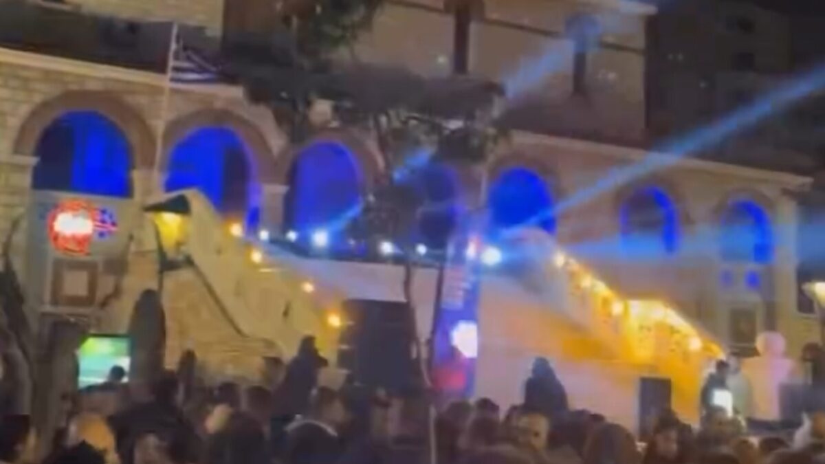 Rave πάρτι σε εκκλησία στο Γαλάτσι