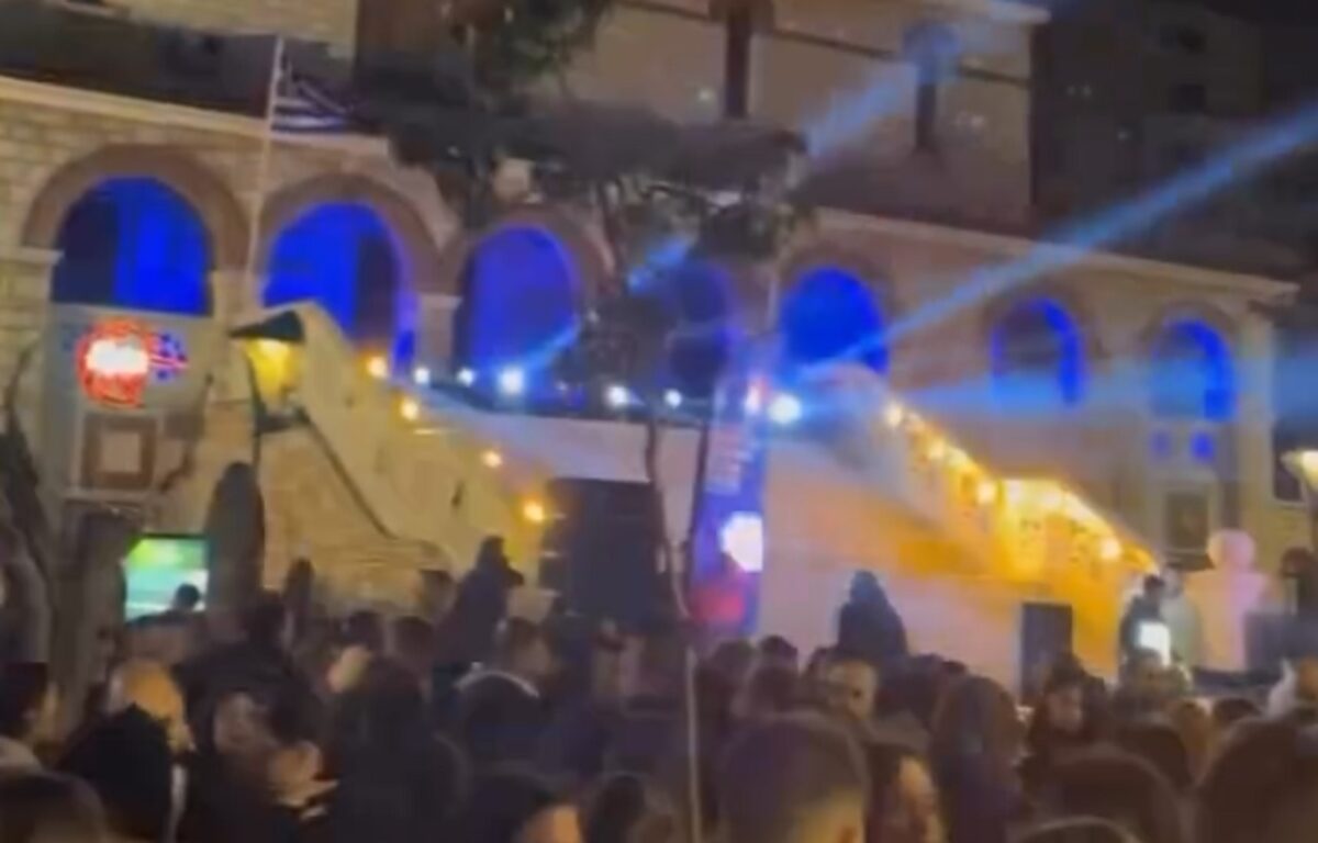 Rave πάρτι σε εκκλησία στο Γαλάτσι