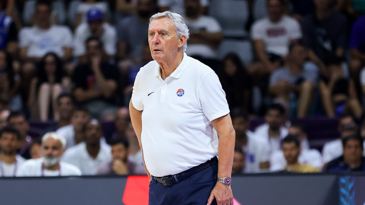 Ο Πέσιτς σε αγώνα της Σερβίας