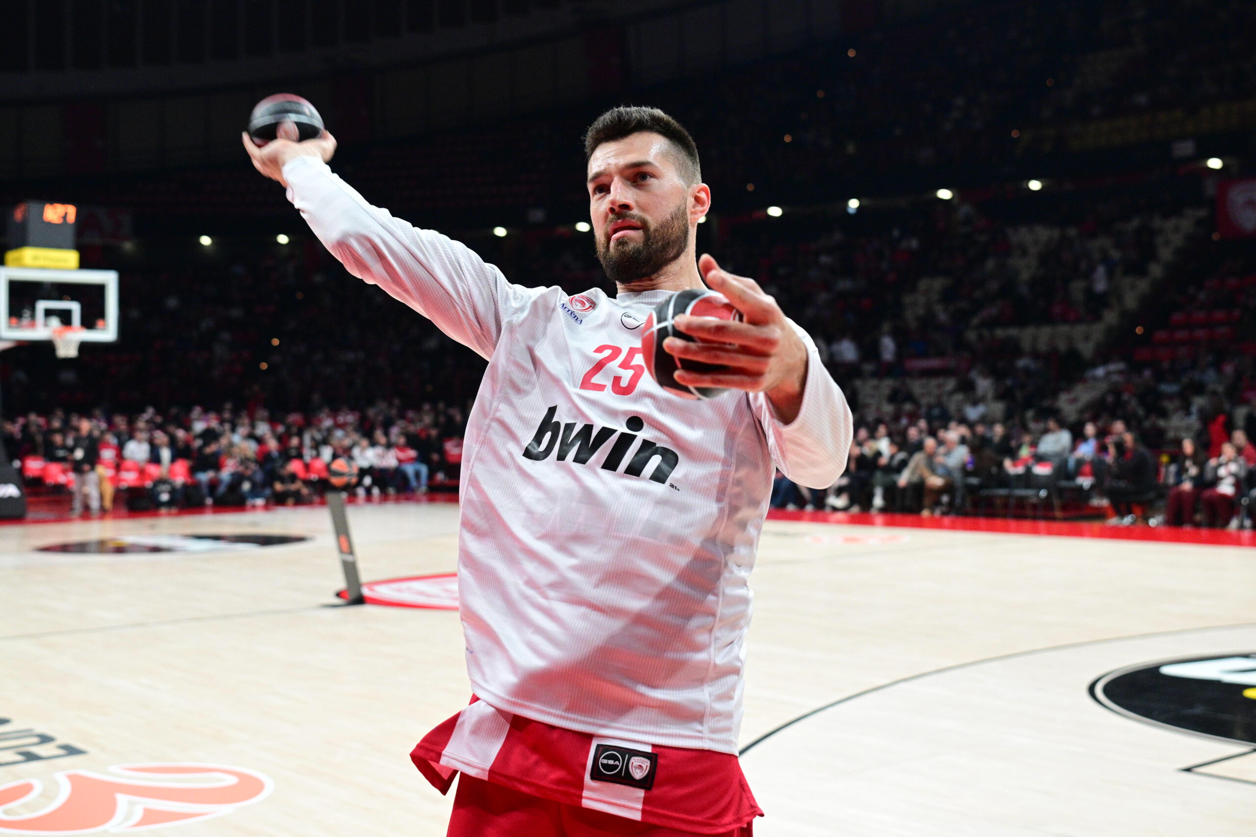 EUROLEAGUE 2025-2026 /  ΟΛΥΜΠΙΑΚΟΣ - ΒΙΛΕΡΜΠΑΝ.( KLODIAN LATO / EUROKINISSI)