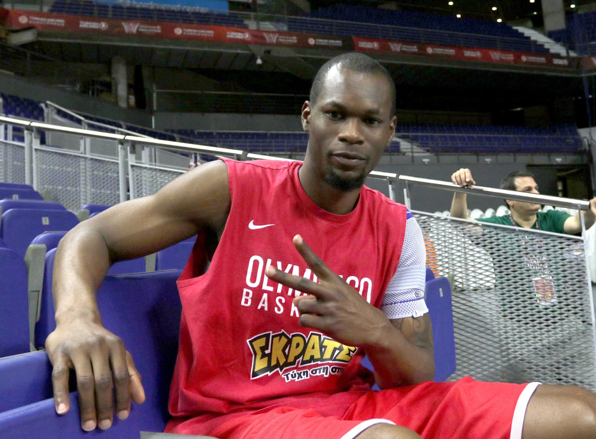 Ο Πέτγουεϊ με τη φόρμα του Ολυμπιακού