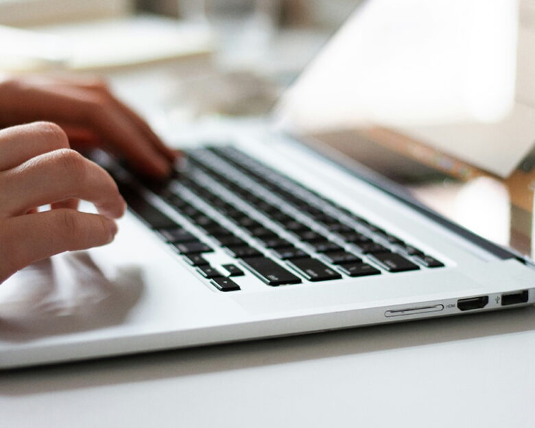 Laptop Buying Guide 2025: Φοιτητής, gamer ή επαγγελματίας;