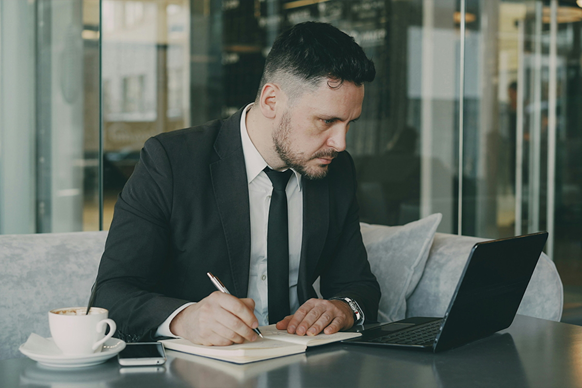 επιχειρηματίας