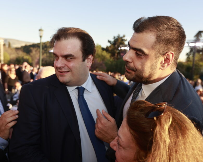 Μαρινάκης για Πιερρακάκη: «Ιστορική στιγμή για την Ελλάδα, φίλε Κυριάκο, από καρδιάς συγχαρητήρια»