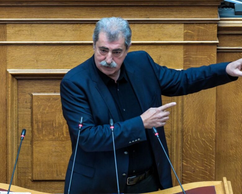 Πολάκης – Παπαθανάσης: Κόντρα στη Βουλή για τον Πιερρακάκη στο Eurogroup – «Θα γίνει πιο μισητός και από τον Ντάισελμπλουμ», «εσείς χειροκροτούσατε τον Βαρουφάκη»