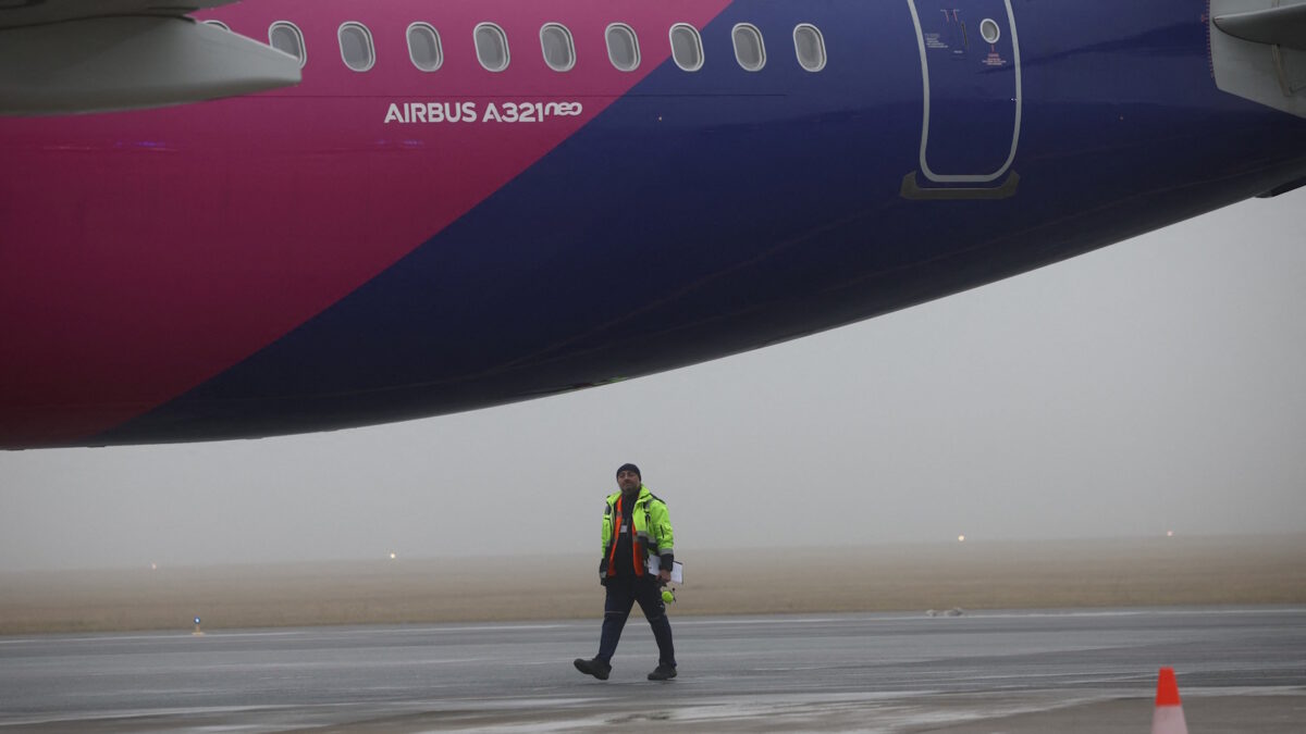 Αεροσκάφος της Wizz Air στην Πολωνία