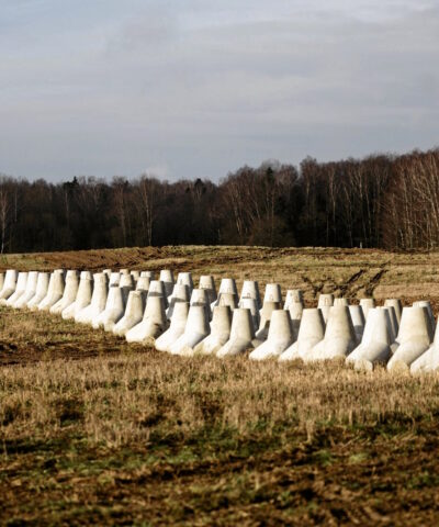Οχυρωματικά αμυντικά έργα στα ανατολικά σύνορα της Πολωνίας
