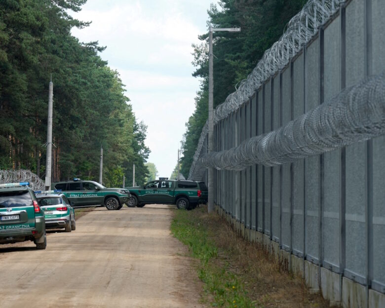 Πολωνία: Μετανάστες μπήκαν παράνομα στη χώρα μέσω κρυφής σήραγγας που την συνέδεε με την Λευκορωσία