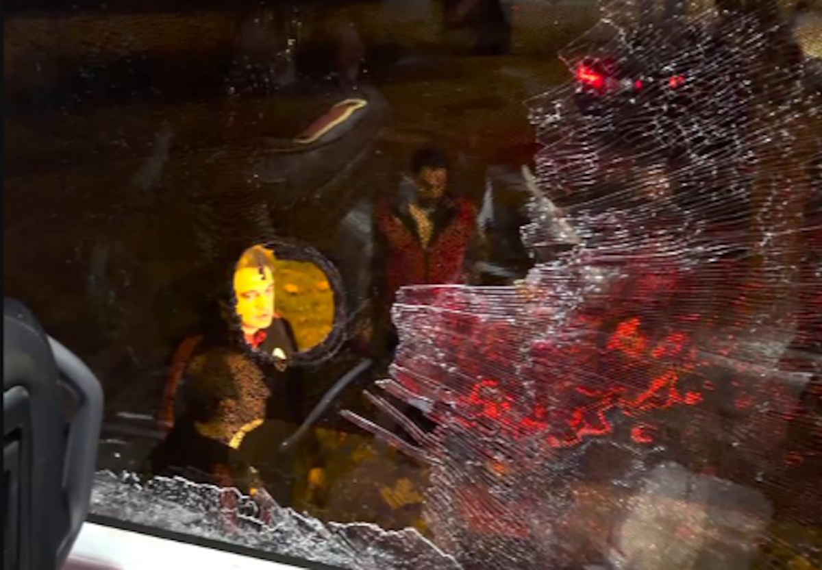 Επίθεση με πέτρες στο πούλμαν της Γαλατάσαραϊ μετά το ματς με τη Μπούρσασπορ