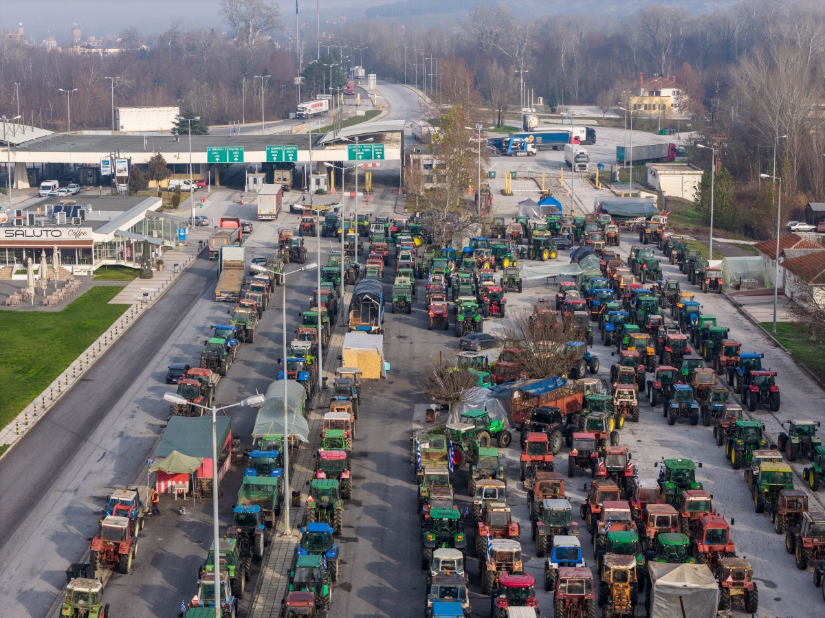 τρακτέρ στους δρόμους
